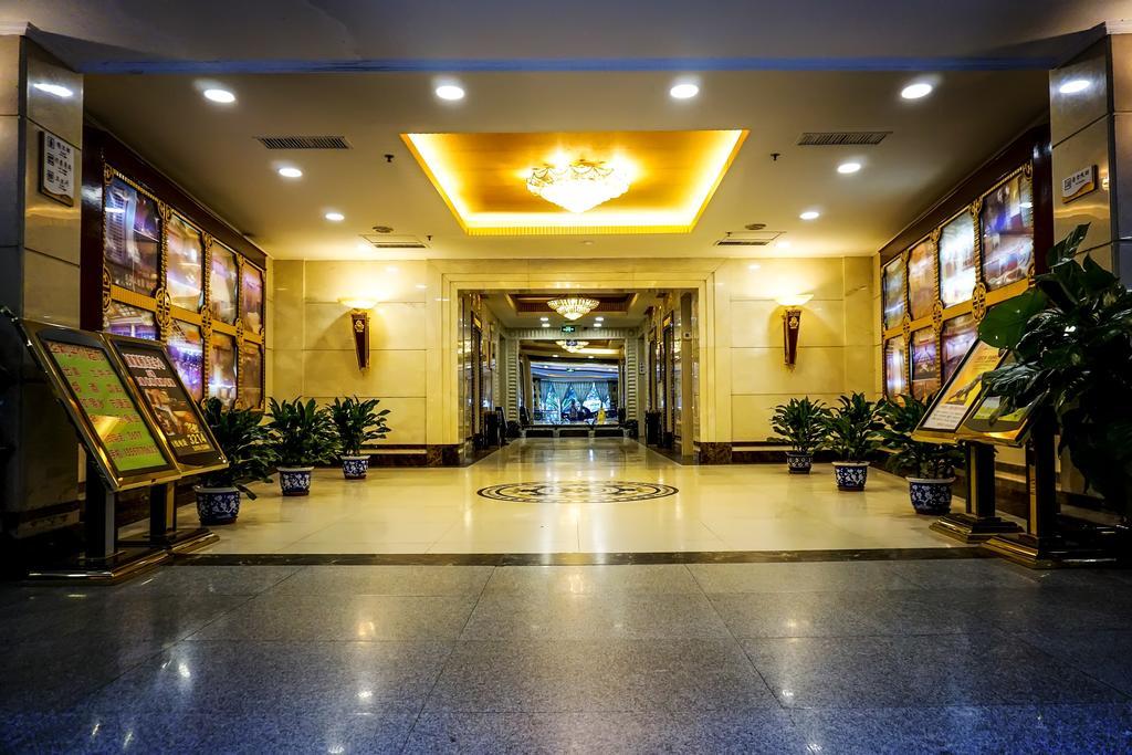 Chengdu Grand Hotel Dış mekan fotoğraf